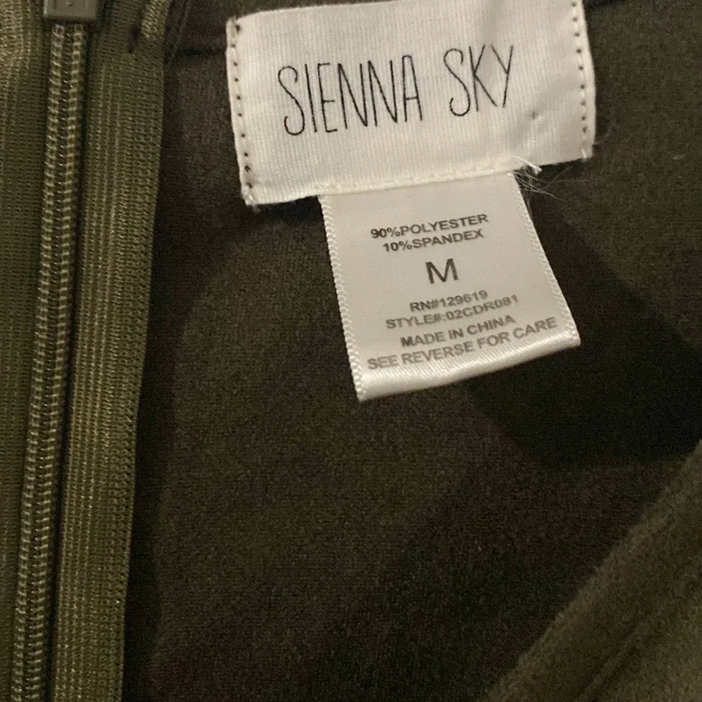 Women’s Olive Sienna Sky Dress - Picture 4 of 5